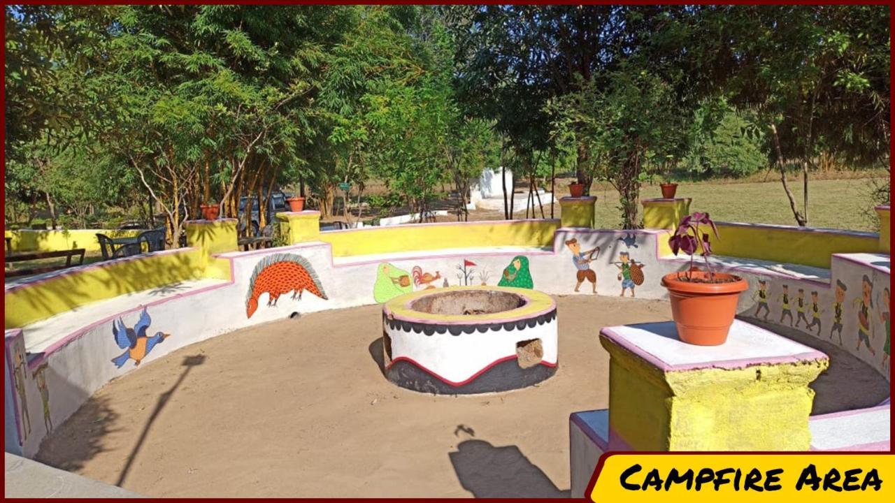 Kanha Resort Экстерьер фото